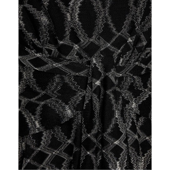 NWT MISSONI Tie-front Metallic
Mini Dress Black Silver Fit and Flare Size 38 - Picture 6 of 16